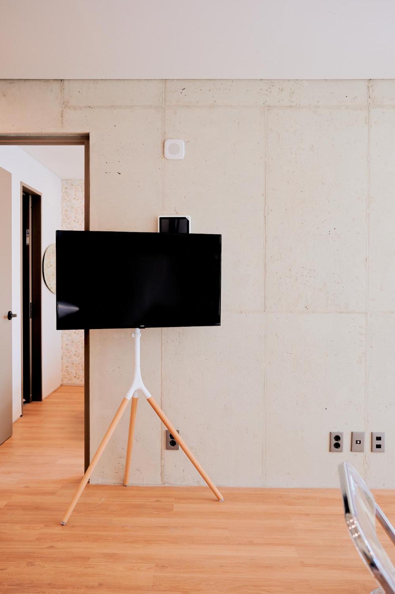 Apartment Wave Family #3 Seoul